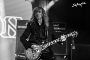 SAXON (7)