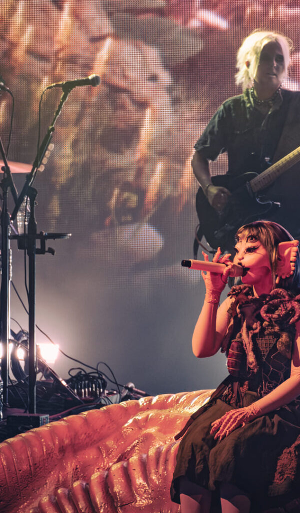 Melanie Martinez en el Pepsi Center, se abrió un portal pastel