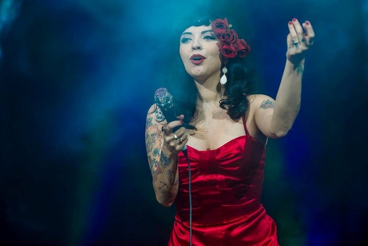 Mon Laferte regresará a México en marzo